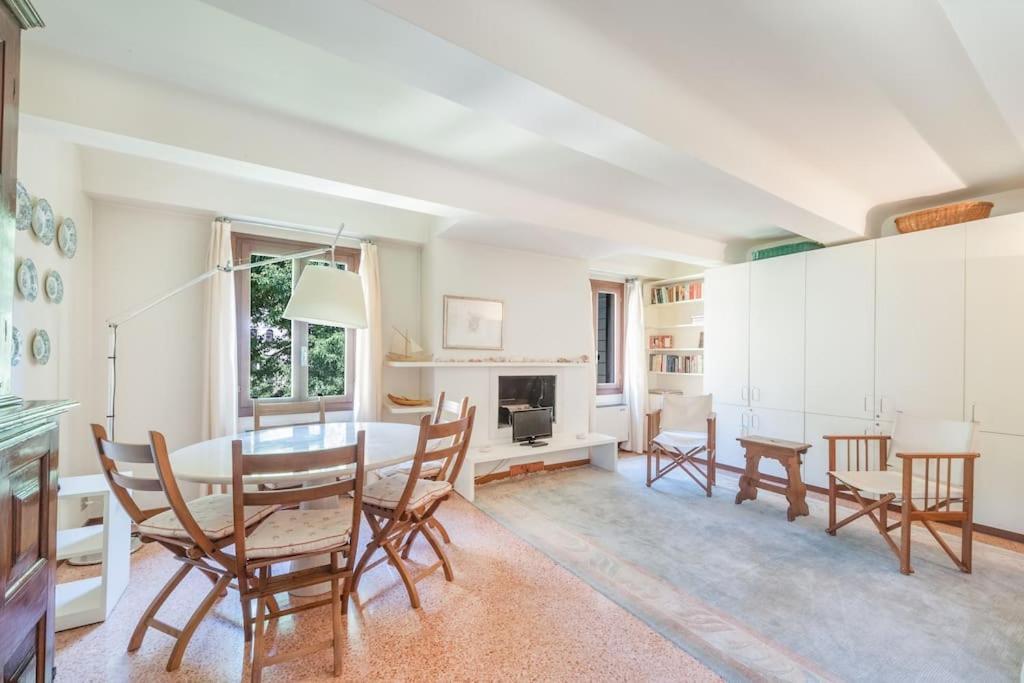 Ca' De La Comare, Relaxing And Elegant Apartment On Canal Grande Венеция Экстерьер фото